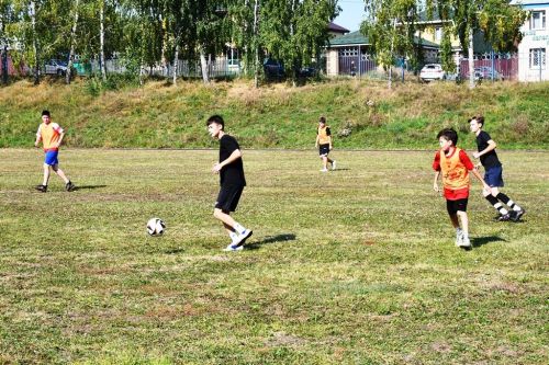 Спортивный учебный год в Лаишевском районе начался школьными соревнованиями по футболу