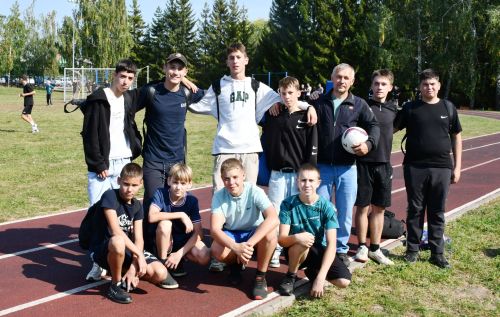 Спортивный учебный год в Лаишевском районе начался школьными соревнованиями по футболу