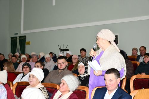 В Малоелгинском сельском поселении прошла встреча жителей с руководителями района