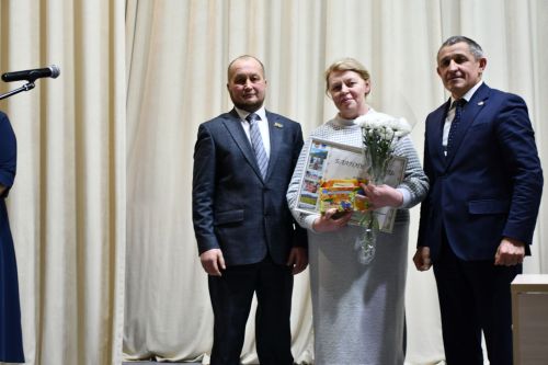 В Малоелгинском сельском поселении прошла встреча жителей с руководителями района