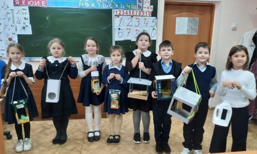Лаишевские юные экологи организовали «столовую» для птиц