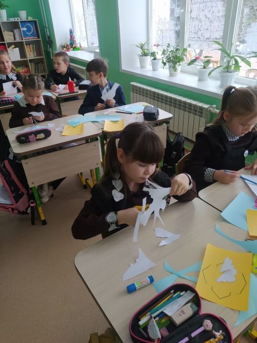 В Нармонской школе Лаишевского района прошёл Единый классный час, посвящённый Дню снятия блокады Ленинграда