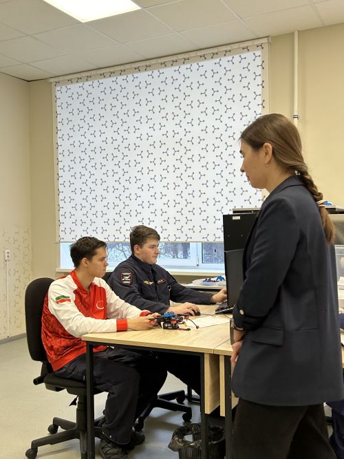 Министр образования Вологодской области посетила Лаишевский техникум