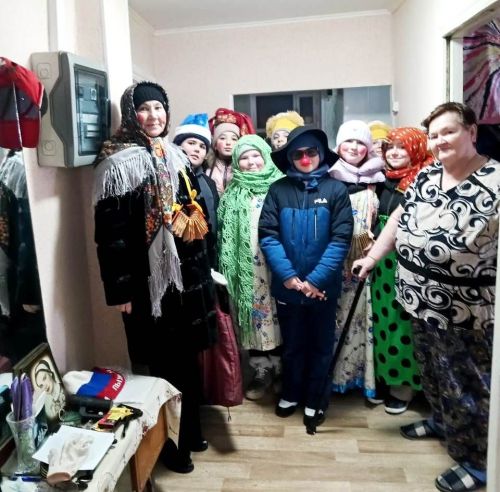 Коляда возвращается: активисты Русского общества радуют Лаишево