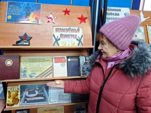 Патриотическая выставка «Непокорённый Ленинград» открыта в Лаишевской библиотеке
