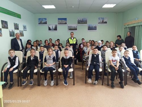 В Именьковскую школу пришел инспектор