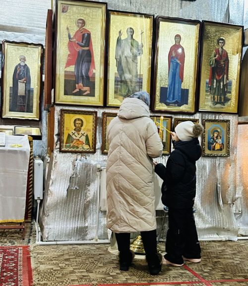 В храмах города Лаишево прошли праздничные службы