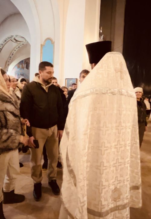 В храмах города Лаишево прошли праздничные службы