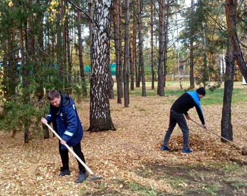 В Лаишевском районе проходят осенние субботники