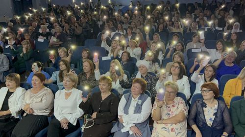 В Лаишевском доме культуры отметили День учителя