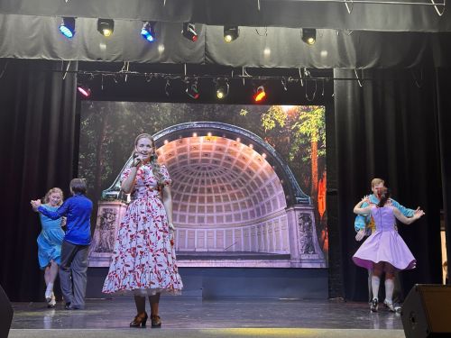 В Лаишевском доме культуры отметили День учителя