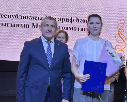 В Лаишевском доме культуры отметили День учителя