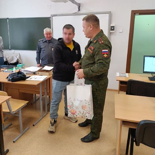 На «Урок мужества» в Лаишевский ДОСААФ пришел участник СВО