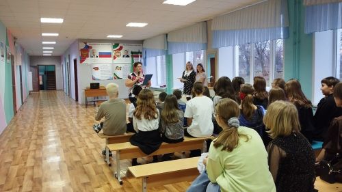 Первую четверть учебного года ученики Лаишевского района завершили «Осенним балом»