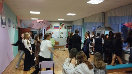 Первую четверть учебного года ученики Лаишевского района завершили «Осенним балом»