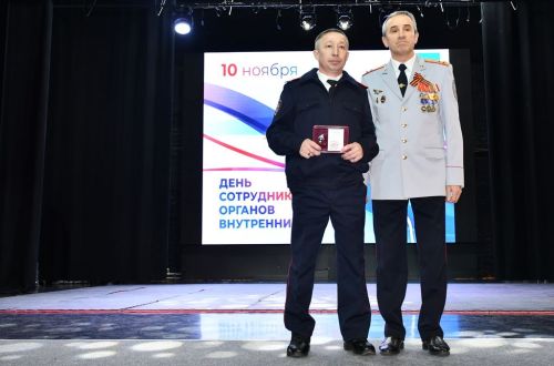 В День сотрудника органов внутренних дел наградили лучших