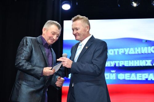 В День сотрудника органов внутренних дел наградили лучших