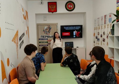 Ученики Лаишевской школы-интерната узнали о подвигах сотрудников полиции, погибших на службе