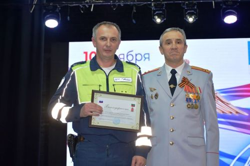 В День сотрудника органов внутренних дел наградили лучших
