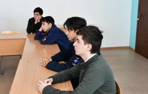 В Лаишевском техникуме прошёл круглый стол на тему «Социально-культурная адаптация студентов»