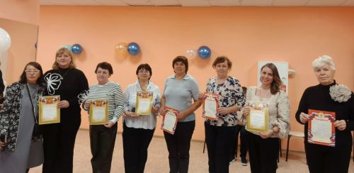 Поэтический праздник любви в честь Дня матери