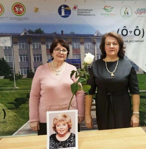 Поэтический мост через времена: Студенты читают стихи Ларисы Рубальской