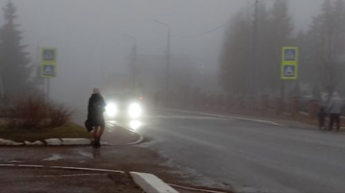 Лаишево накрыл густой туман