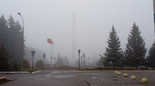 Лаишево накрыл густой туман