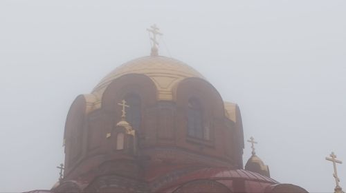 Лаишево накрыл густой туман