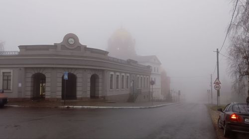 Лаишево накрыл густой туман