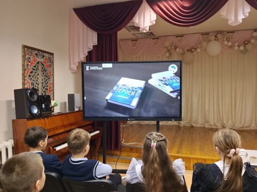 В Пелевской школе Лаишевского района отмечают День народного единства