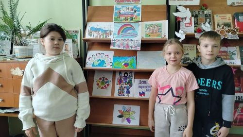 День народного единства отметили выставкой рисунков