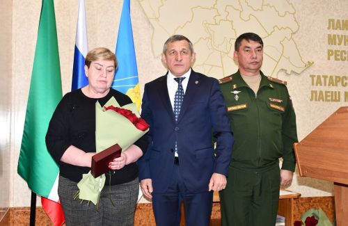 Государственные награды вручены семьям погибших участников СВО
