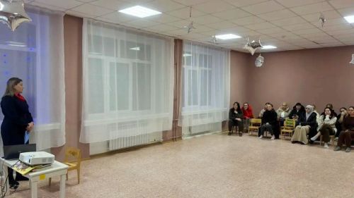 В детском саду «Солнышко» рассказали о зимних правилах безопасности на дороге