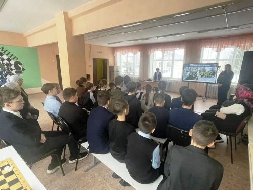 В Лаишевском районе школьникам напомнили о зимних опасностях на проезжей части