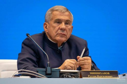 Рустам Минниханов призвал к честному диалогу с населением: «Скрывать проблемы не нужно!»