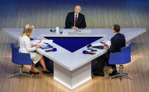 Владимир Путин: «Проводится политика поддержки культуры, языков народов России»