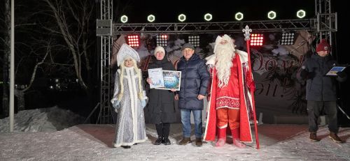 Главная елка Лаишевского района зажгла свои огни