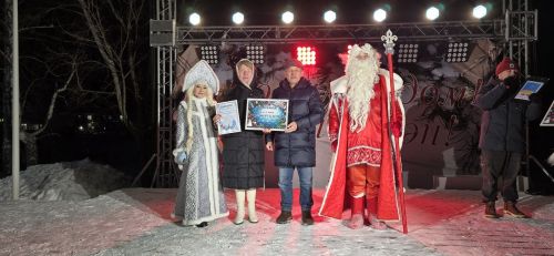 Главная елка Лаишевского района зажгла свои огни