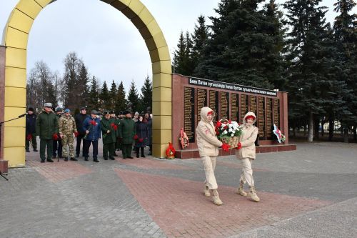 Жители города Лаишево почтили память Героев Отечества