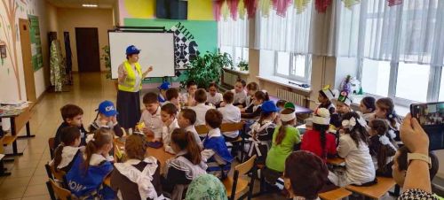Важные уроки безопасности: Встреча с Гульшат Зайнуллиной в Атабаевской школе