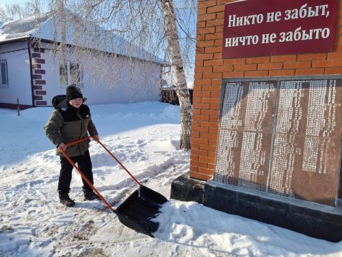 Юнармейцы Лаишевского района провели акцию «Обелиск»