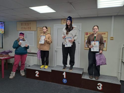 Вновь лаишевские конькобежцы порадовали хорошими результатами на соревнованиях высокого уровня