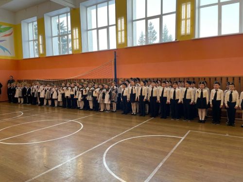 В Лаишевской школе № 2 прошёл смотр строя и песни