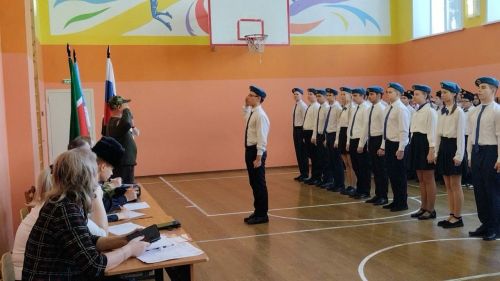 В Лаишевской школе № 2 прошёл смотр строя и песни