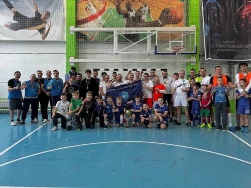 Сокуры мәктәбендә әтиләр ярышты