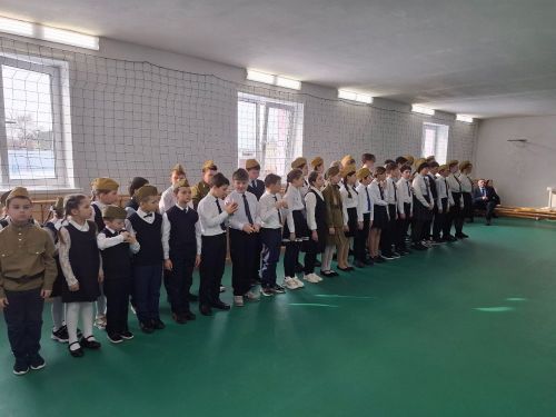На «Смотре строя и песни» школьники Лаишевского района показали отличную подготовку