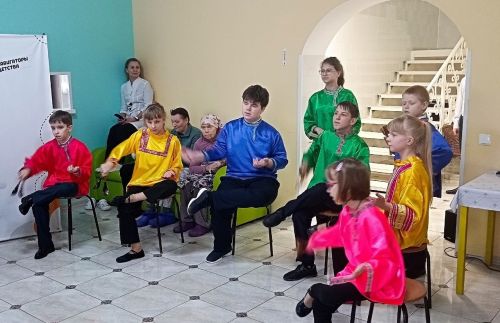 Ученики Лаишевской школы-интерната дали концерт в пансионате для пожилых