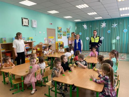 Безопасность на дороге начинается с детского сада: успешный конкурс по БДД в «Умырзая»