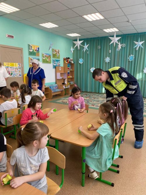 В детском саду провели конкурс по безопасности дорожного движения